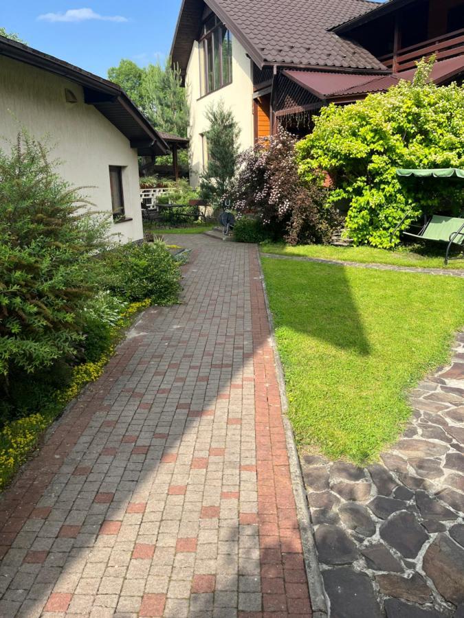 Central Courtyard Slavske Exterior foto